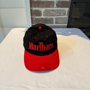 Vintage Marlboro Mens SnapBack OSFA black Embroidered Logo Adjustable 90s promo